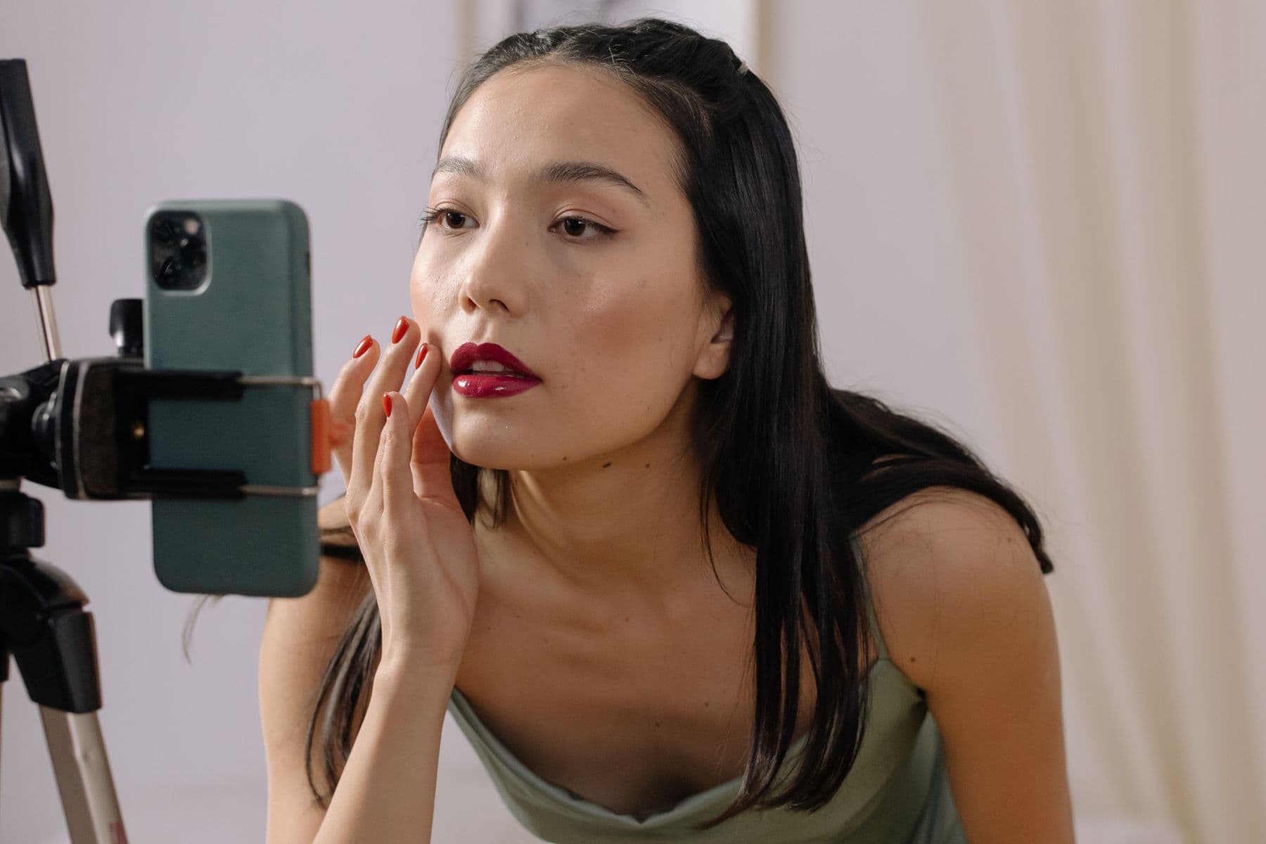 Beauty influencer demonstrating a product for her audience
